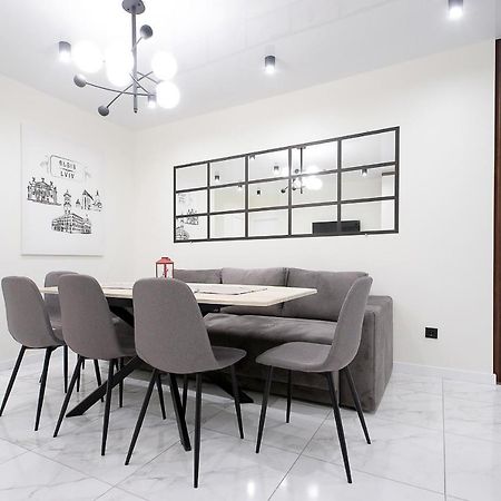 Luxury Nest Lviv Center Apartment Ngoại thất bức ảnh