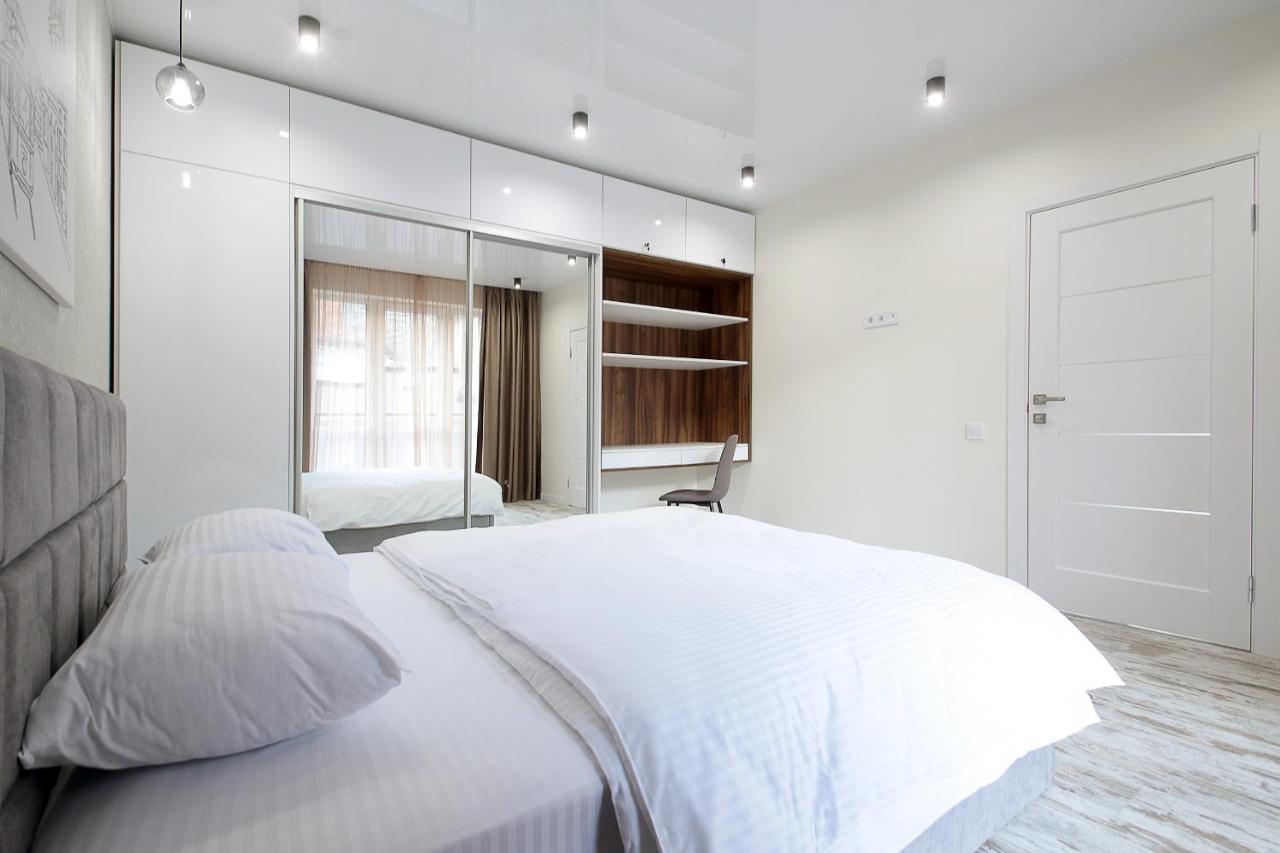 Luxury Nest Lviv Center Apartment Ngoại thất bức ảnh