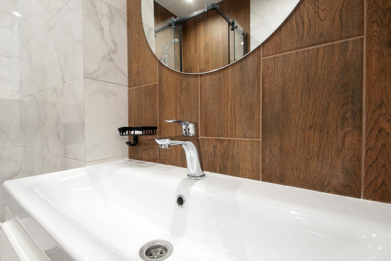 Luxury Nest Lviv Center Apartment Ngoại thất bức ảnh