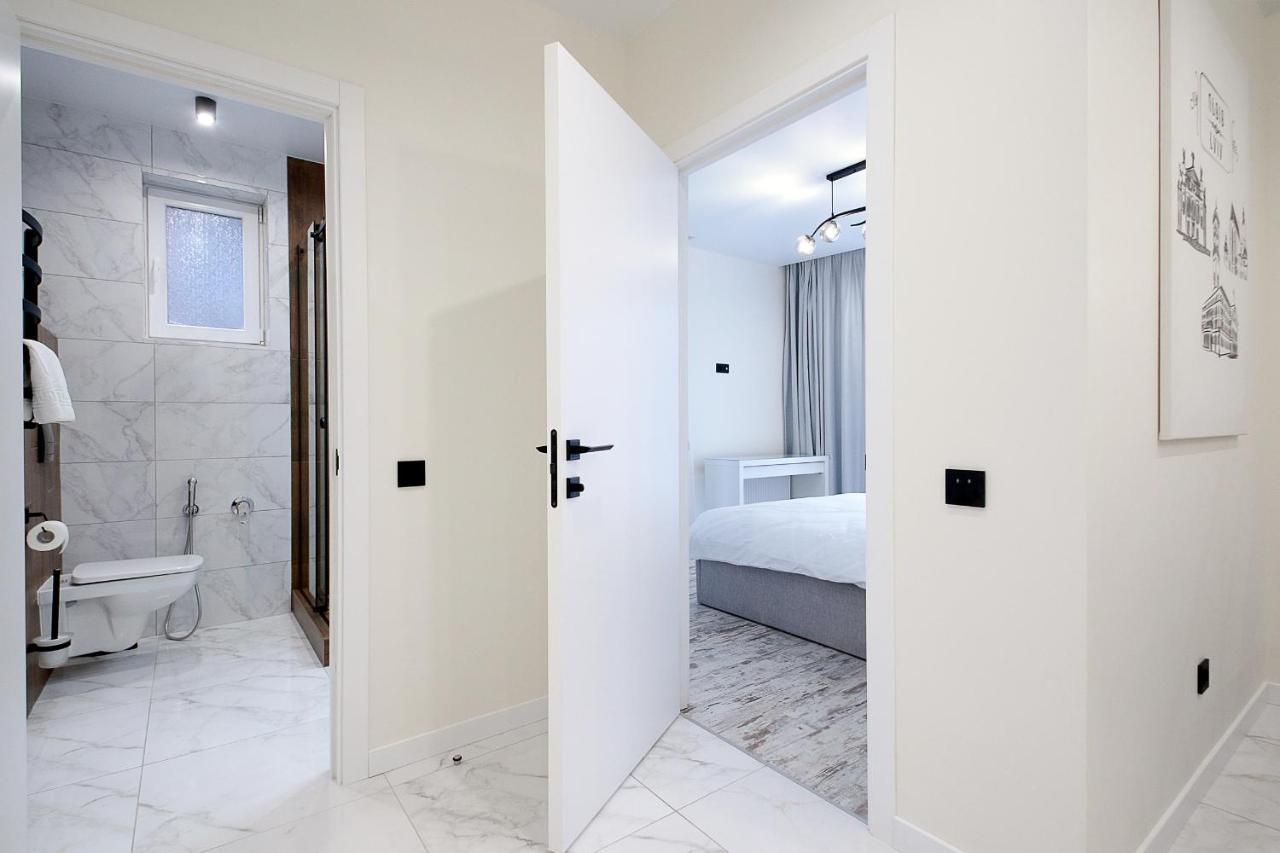 Luxury Nest Lviv Center Apartment Ngoại thất bức ảnh